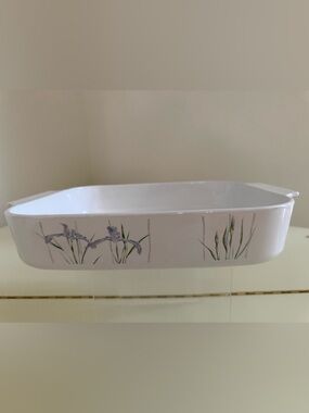 Corning Ware A-21 large baking casserole dish.  Corelle Shadow Iris pattern.